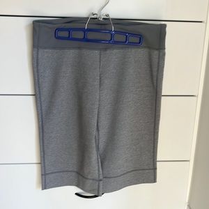 Lululemon light grey long shorts size 10